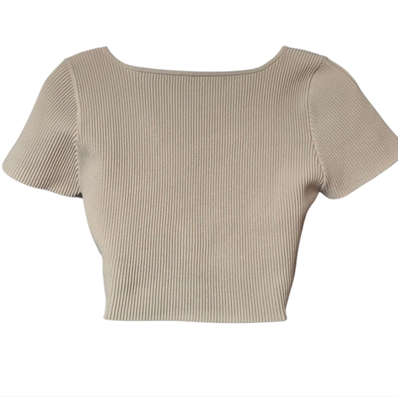 Babaton Short Sleeve  Ribbed Crop Top Women's Size Large Neutral Square Neck - Picture 4 of 13